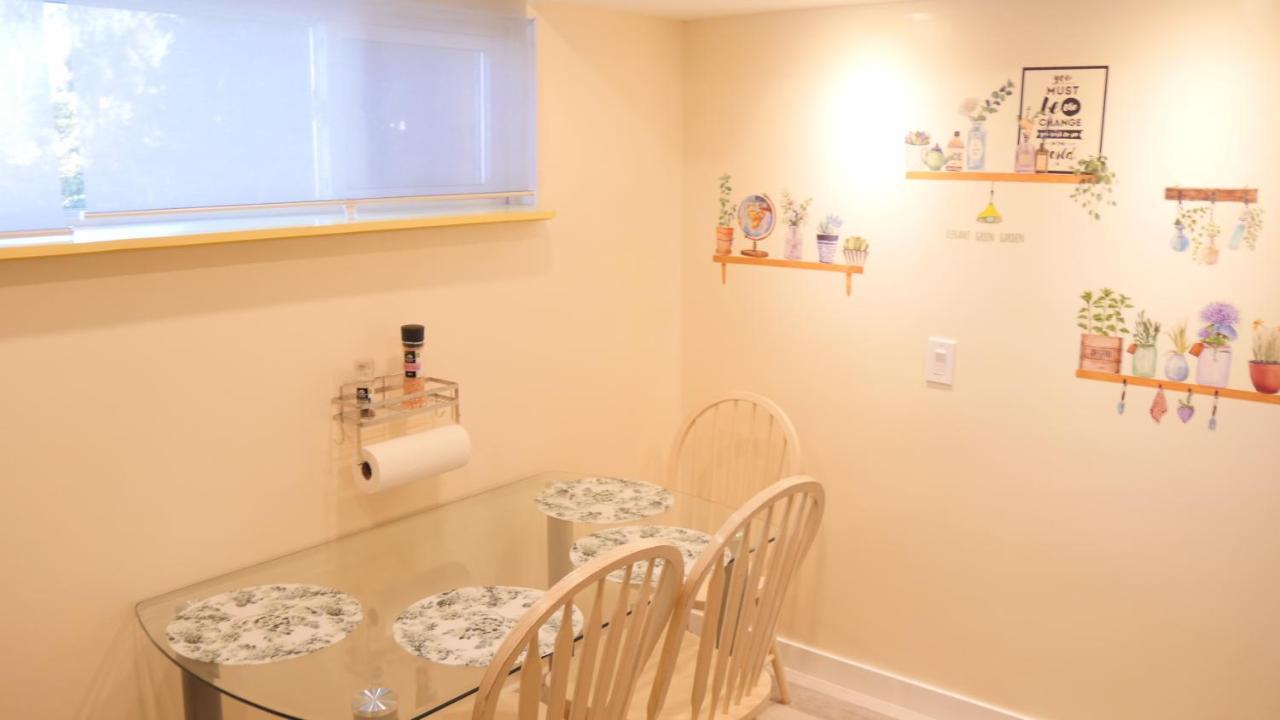 מיסיסאוגה Applewood Gardens Apartment מראה חיצוני תמונה
