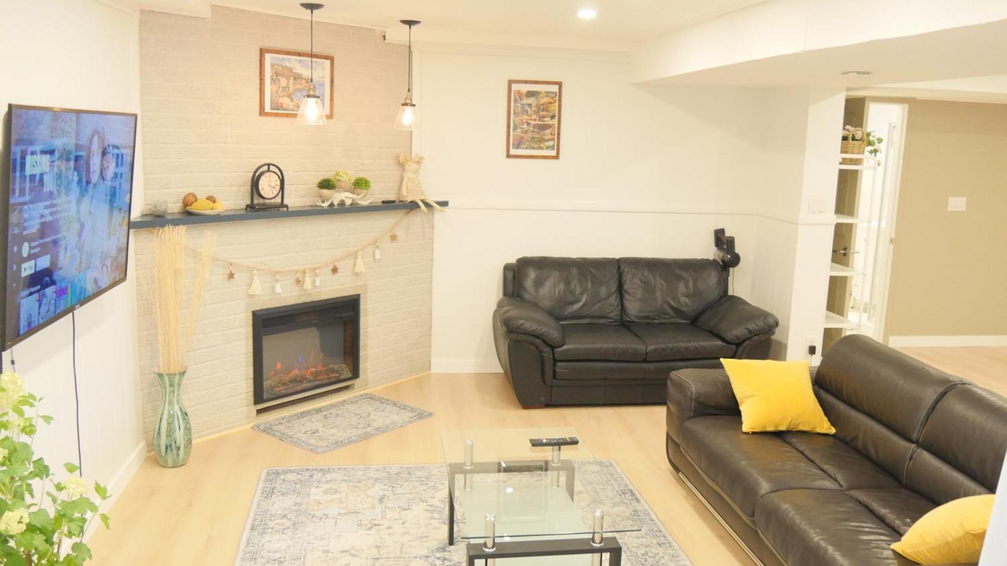 מיסיסאוגה Applewood Gardens Apartment מראה חיצוני תמונה