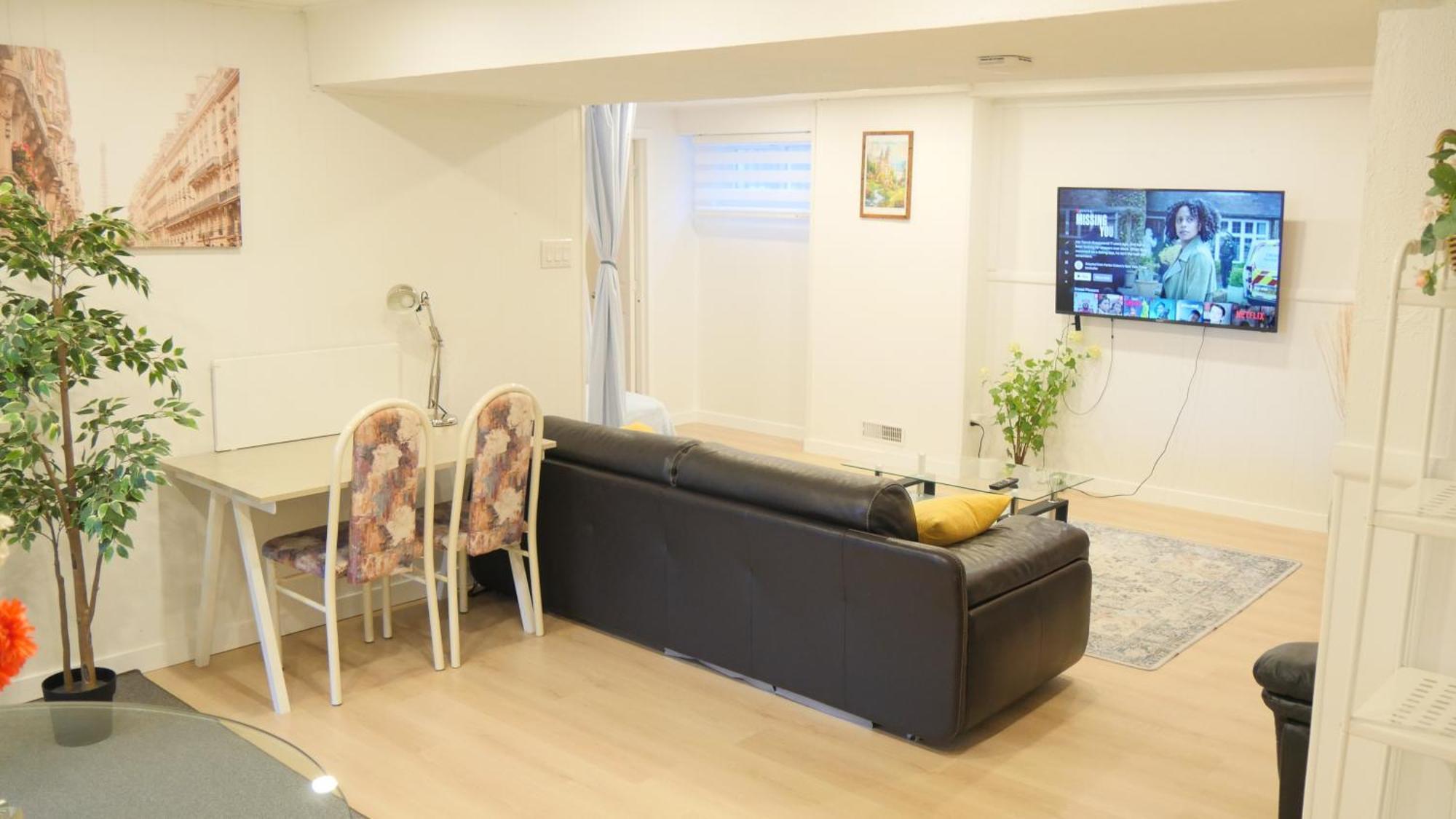 מיסיסאוגה Applewood Gardens Apartment מראה חיצוני תמונה